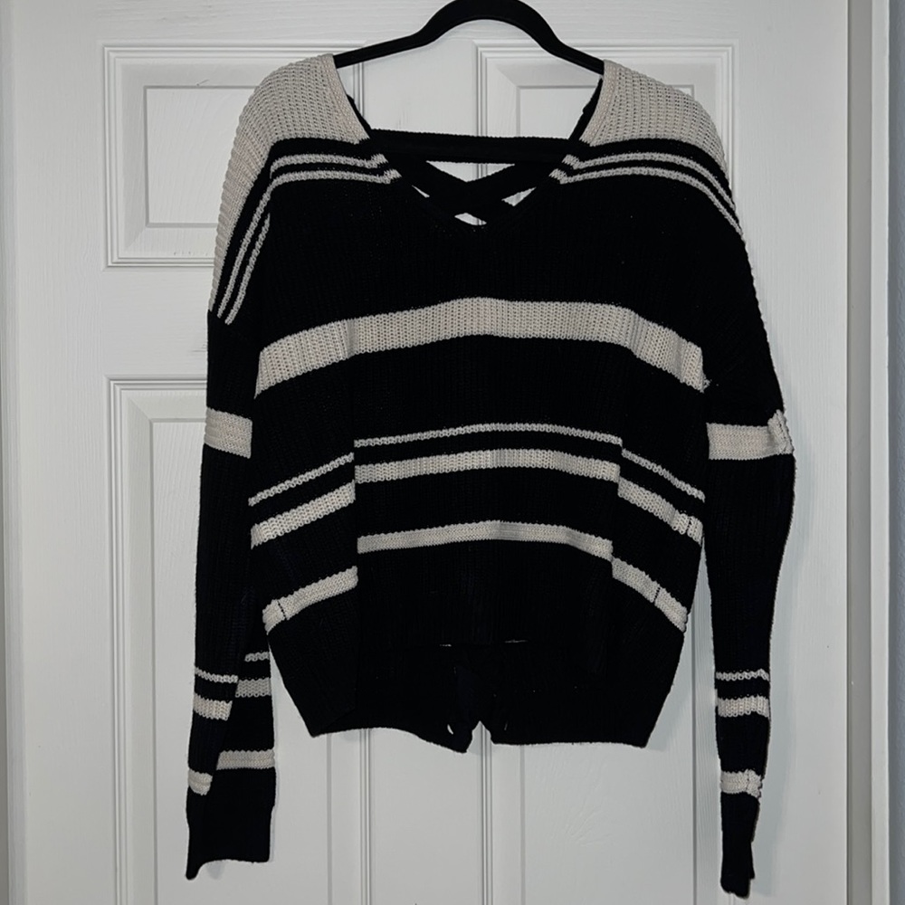Active USA Knitted Sweater